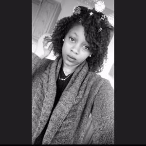 Meet your Posher, Aneika